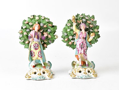 Lot 125 - CHELSEA; a pair of porcelain flat back figures,...