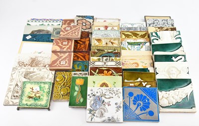 Lot 1702 - A collection of Victorian and later ceramic...