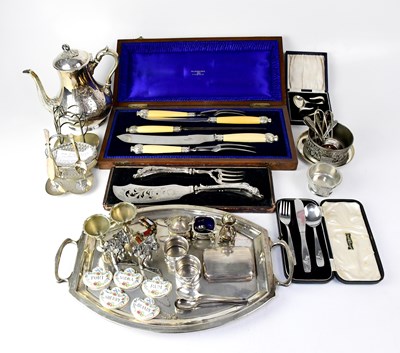 Lot 818 - A quantity of silver plated ware and ceramic...