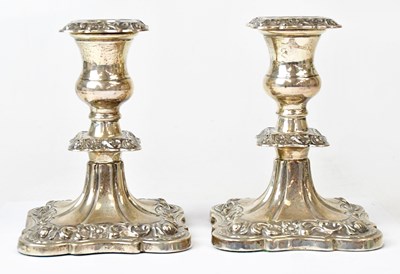 Lot 912 - EMILE VINER; a pair of Elizabeth II hallmarked...