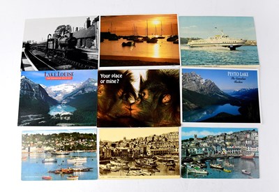 Lot 771 - A large quantity of loose postcards, black and...