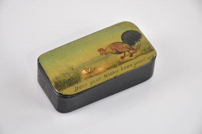 Lot 499 - A 19th century laquered snuff box, decorated...