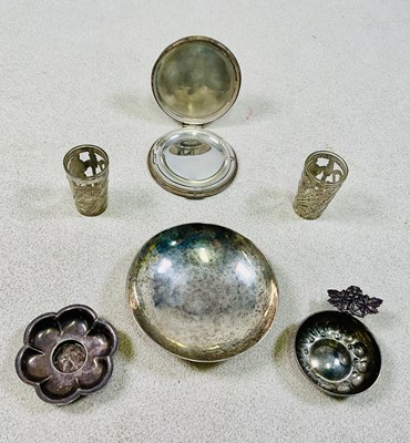 Lot 518 - A small George V hammered silver bowl, London...