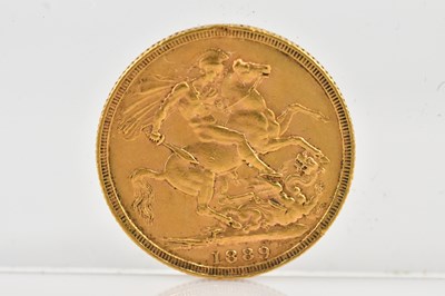 Lot 1060 - A Victorian full sovereign, 1889, jubilee head.