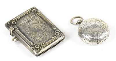 Lot 2187 - A George V hallmarked silver vesta case of...