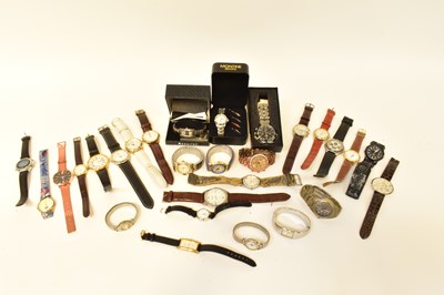 Lot 1177 - A collection of modern and vintage ladies' and...