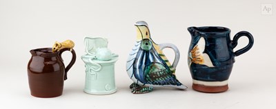 Lot 727 - A group of earthenware and porcelain ceramics...