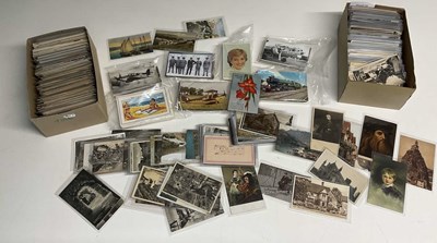 Lot 2126 - A collection of approximately five hundred...
