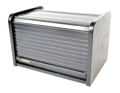 Lot 372 - THE BEATLES; a 'Bread Bin' box set with...