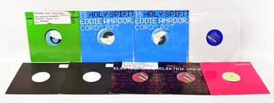 Lot 364 - A quantity of vinyl 12" singles including many...
