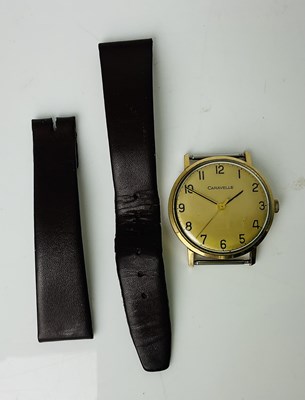 Lot 1122 - CARAVELLE; a vintage gentleman's 9ct gold...