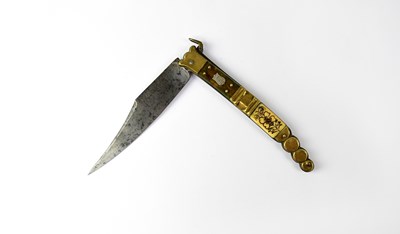 Lot 562 - A 19th century Spanish lobster tail Navaja...