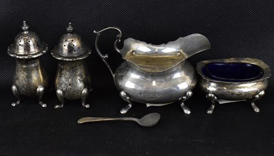 Lot 920 - Four items of hallmarked silver to include a...