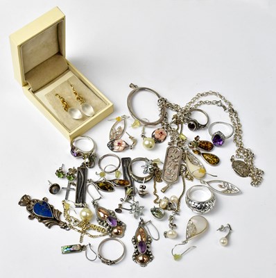 Lot 1137 - A quantity of 925 silver jewellery, to include...
