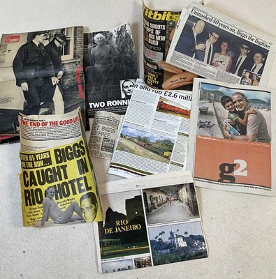 Lot 2404 - THE GREAT TRAIN ROBBERY, RONNIE BIGGS; a group...