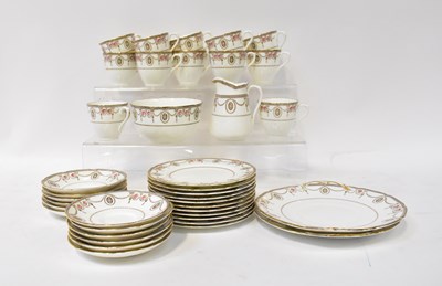 Lot 424 - ROYAL DOULTON; a 'Countess' tea and dinner...