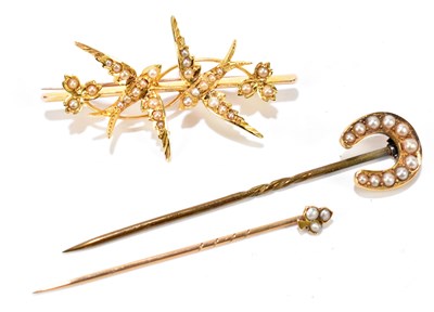 Lot 1216 - A Victorian yellow metal seed pearl bar brooch