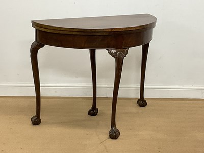 Lot 2830 - An Edwardian mahogany circular folding card...