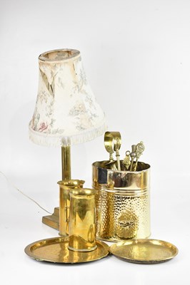 Lot 1174 - A collection of metalware including brass...