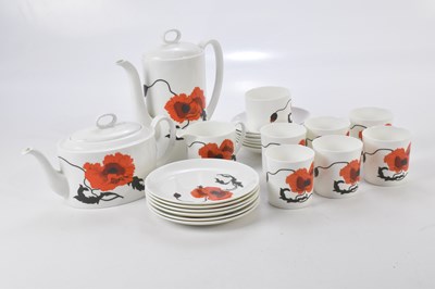 Lot 1805 - WEDGWOOD; a Susie Cooper design 'Corn Poppy'...