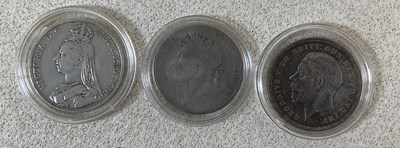 Lot 1168 - Three crowns dated for 1821 with secundo on...