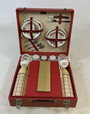 Lot 173 - BREXTON, ENGLAND; a vintage hamper set