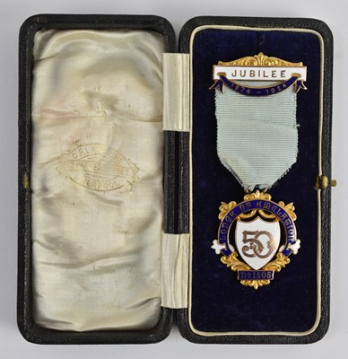 Lot 1170 - MASONIC INTEREST; a 9ct gold and enamelled...