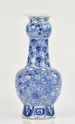 Lot 1561 - A 19th century Chinese blue and white vase,...