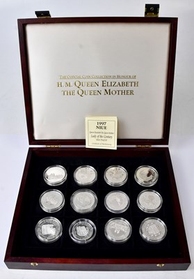 Lot 793 - ROYAL MINT; The Official Coin Collection in...