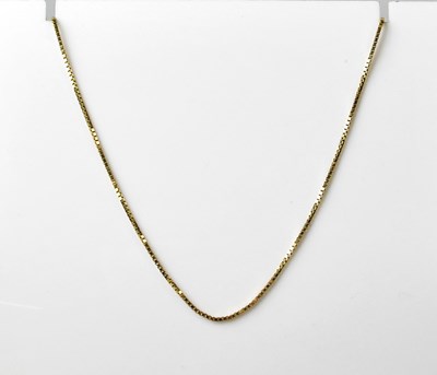 Lot 1097 - A 9ct yellow gold box link chain necklace,...