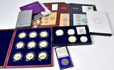 Lot 922 - A collection of mixed coin packs, to include a...