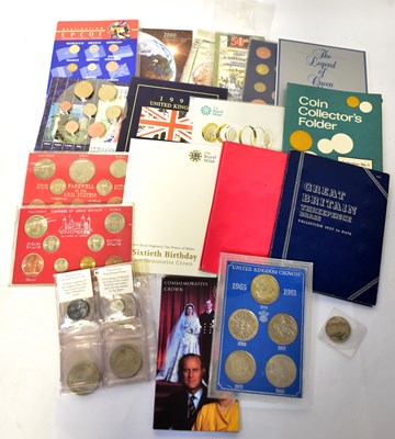 Lot 901 - Seventeen coin packs, to include uncirculated...