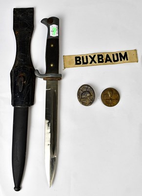 Lot 563 - A WWII German K98 knife bayonet by Alexander...
