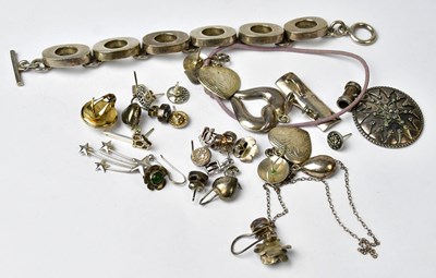 Lot 1136 - A quantity of 925 silver jewellery, to include...