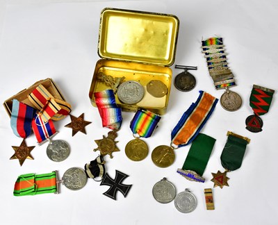 Lot 591 - A quantity of medals comprising a British War...