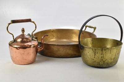Lot 1176 - A copper kettle, a brass jam pan with wrought...