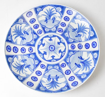 Lot 172 - An 18th/19th century Chinese Kang Xi blue and...