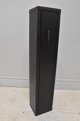 Lot 1276 - A modern gun cabinet, with key, height 127cm,...