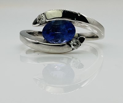 Lot 625 - A 14ct white gold tanzanite and diamond...