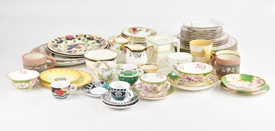 Lot 1818 - A collection of tea and dinnerware including...