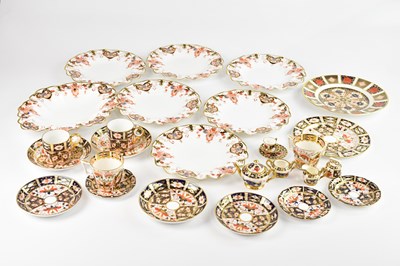 Lot 1807 - ROYAL CROWN DERBY; a collection of tea and...
