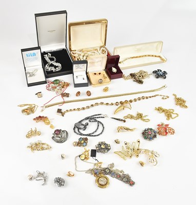 Lot 1037 - A collection of costume jewellery including...