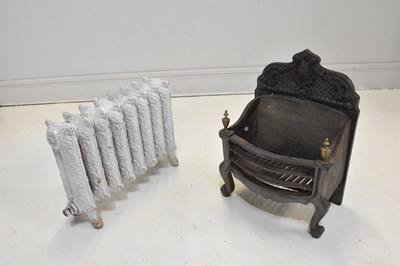 Lot 193 - A white painted Victorian cast iron radiator...