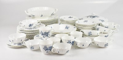 Lot 1821 - ROYAL WORCESTER; an extensive dinner/tea...