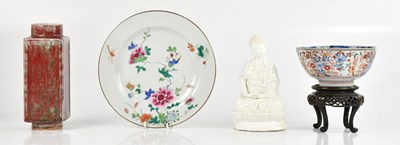 Lot 1619 - A circa 1800 Chinese Famille Rose porcelain...