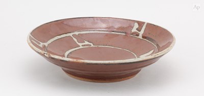 Lot 650 - SHINSAKU HAMADA (1929-2023) a stoneware dish...