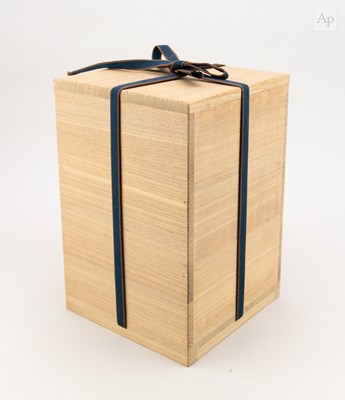Lot 647 - SHINSAKU HAMADA (1929-2023) a faceted...