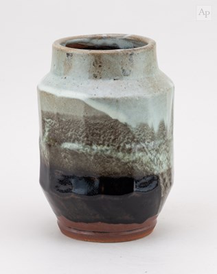 Lot 647 - SHINSAKU HAMADA (1929-2023) a faceted...