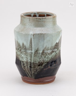 Lot 647 - SHINSAKU HAMADA (1929-2023) a faceted...