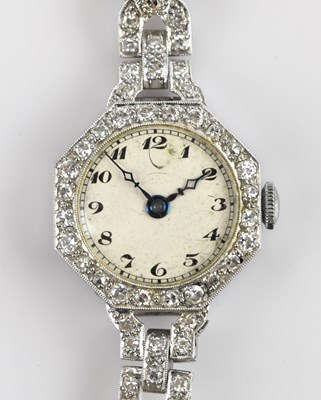 Lot 478 - A platinum Art Deco diamond set lady's...